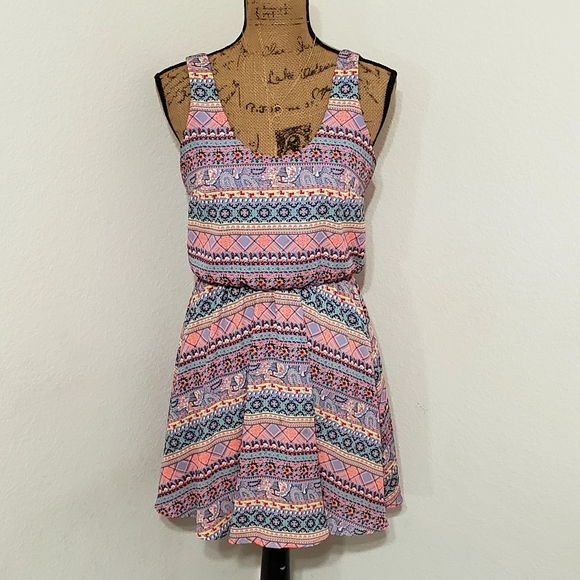 Lush Dresses & Skirts - LUSH Floral abstract sundress multicolored Small criss-cross back